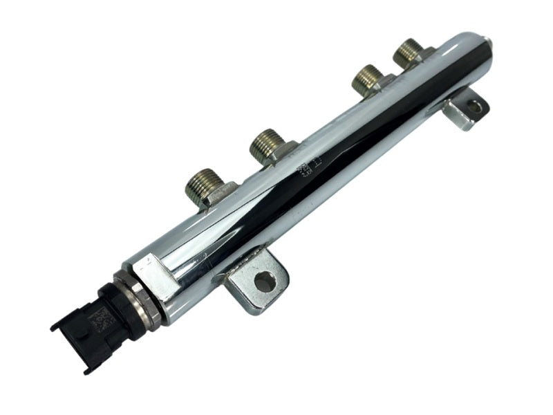 Exergy 04.5-05 Chevrolet Duramax 6.6L LLY New Stock Replacement Right Hand Fuel Rail for LLY Duramax | E06 10251